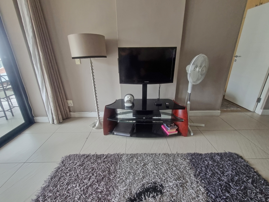 To Let 2 Bedroom Property for Rent in De Waterkant Western Cape